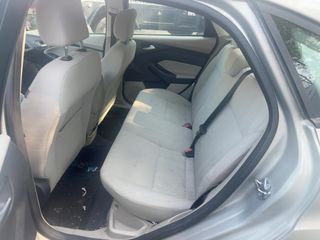 2015 Ford Focus SE - Interior Rear Seat Image